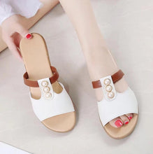 Load image into Gallery viewer, Summer Cut Out Pearl Sandals Fashion Flip Flops